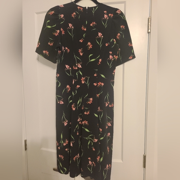 H&M Concealed Zipper Floral Print Dress Size 6 - Picture 5 of 6